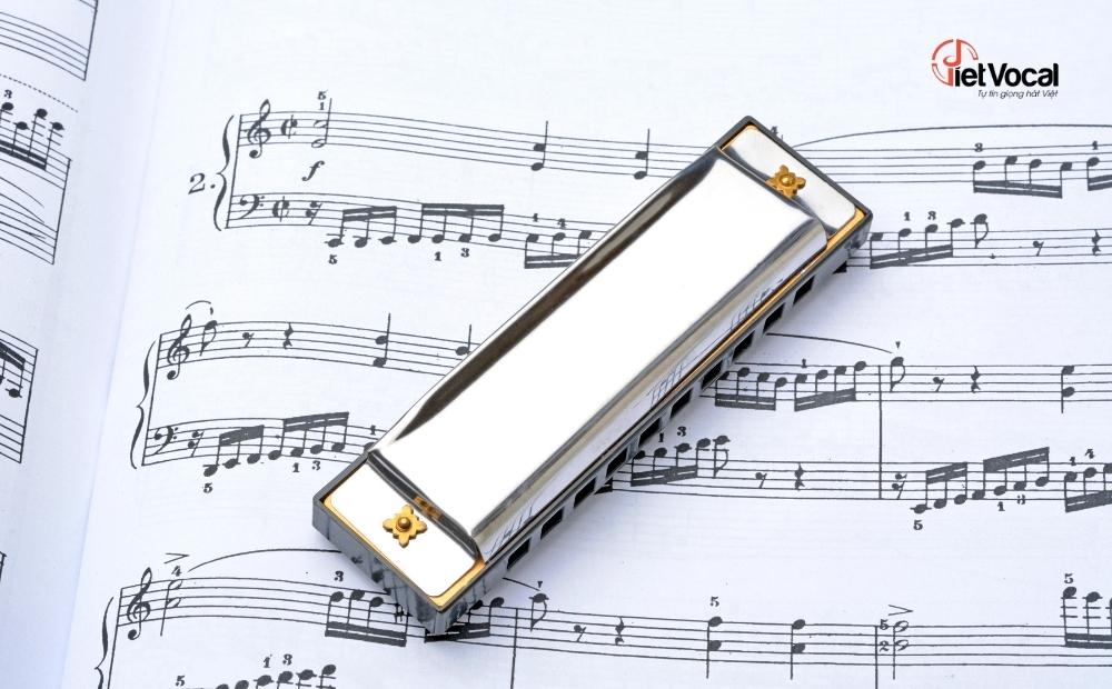 nhạc cụ harmonica